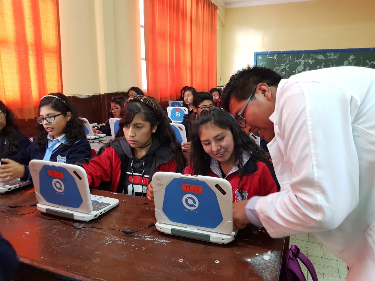 Convocamos a voluntarios y voluntarias para el programa de Inclusión Digital