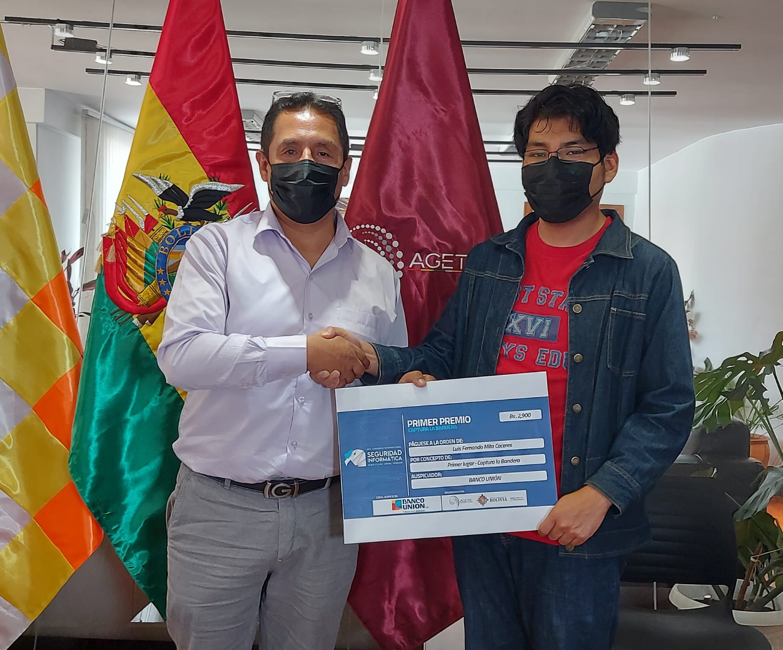 AGETIC premia a los ganadores de Captura la Bandera y el Muro de la Fama