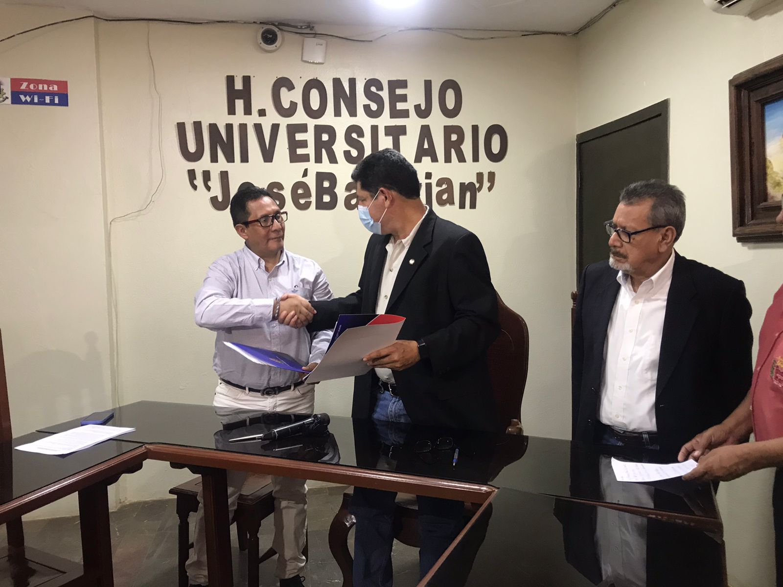 AGETIC firma convenio con la  la Universidad Autónoma del Beni Mariscal José Ballivian, para apertura de Centro de Capacitación e Innovación  Tecnológica
