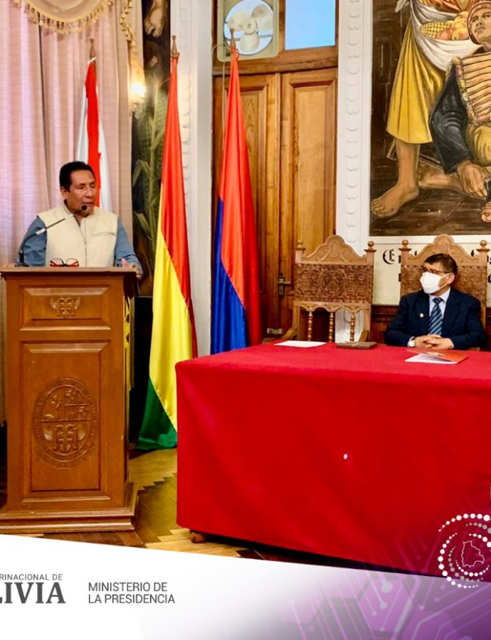 AGETIC firma convenio interinstitucional con la USFX de Chuquisaca
