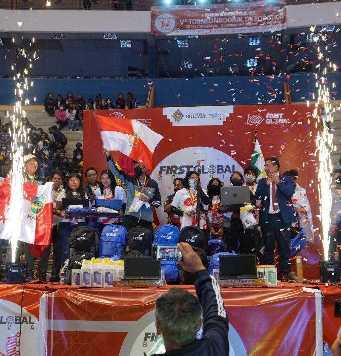 Bolivia ya tiene a sus representantes para el torneo  internacional de robótica First Global Challenge a llevarse a cabo en esta gestión, en octubre en Ginebra Suiza