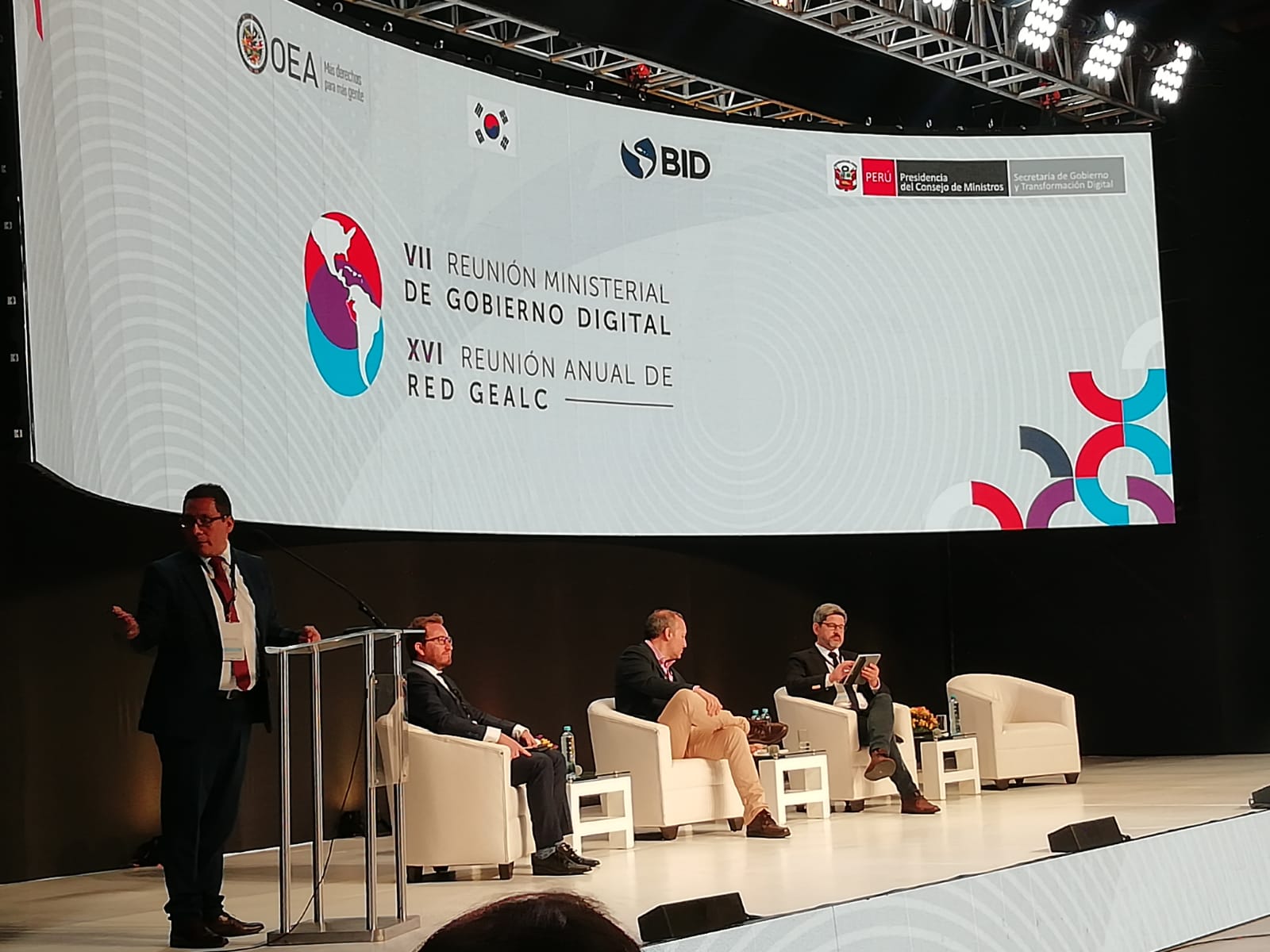 <strong>AGETIC participa de la VII Reunión Ministerial de Gobierno Digital y la XVI Reunión Anual de Red GEALC</strong>