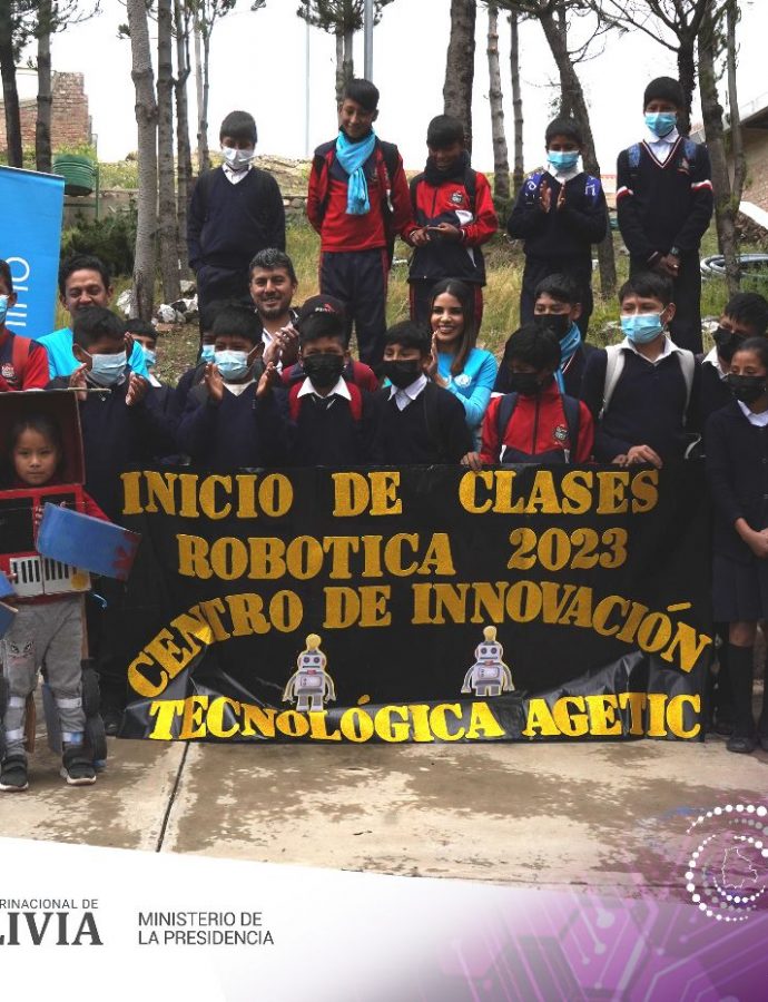 La AGETIC inicia una nueva versión de clases de robótica en Tapacarí