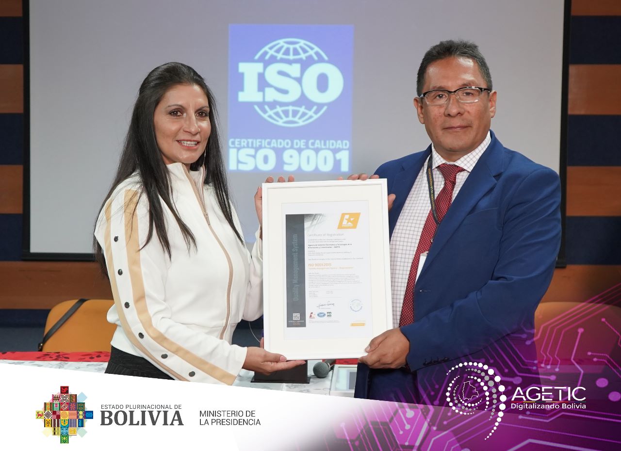 La AGETIC socializa la certificación ISO 90001:2015 para la institución