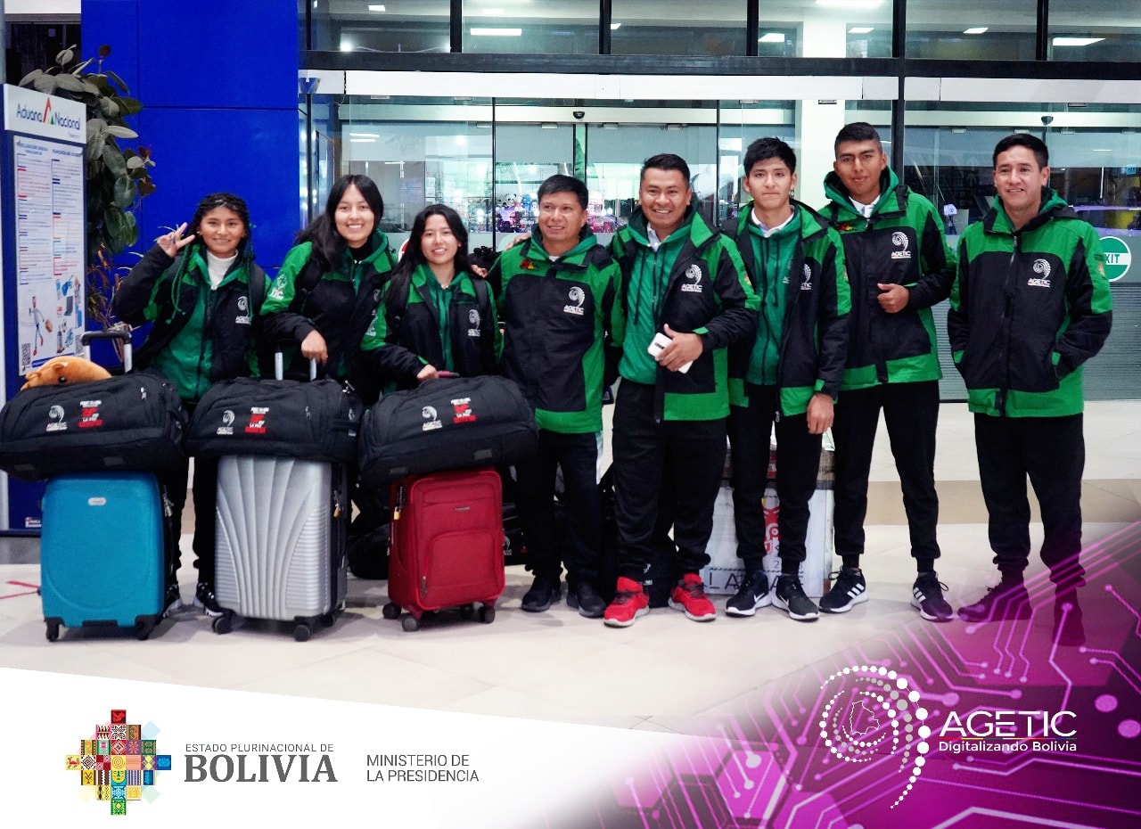 La Selección Boliviana de Robótica emprende su viaje a Singapur para participar del Torneo First Global Challenge