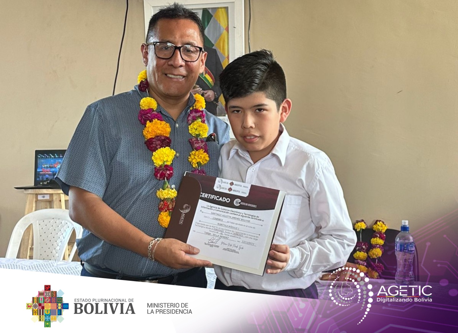 Más bolivianas y bolivianos capacitados en tecnología mediante los Centros de Capacitación e Innovación Tecnológica de AGETIC