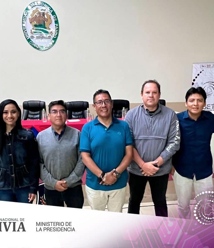 La AGETIC celebra el Día Mundial del Internet junto a estudiantes y autoridades de la Universidad Amazónica de Pando
