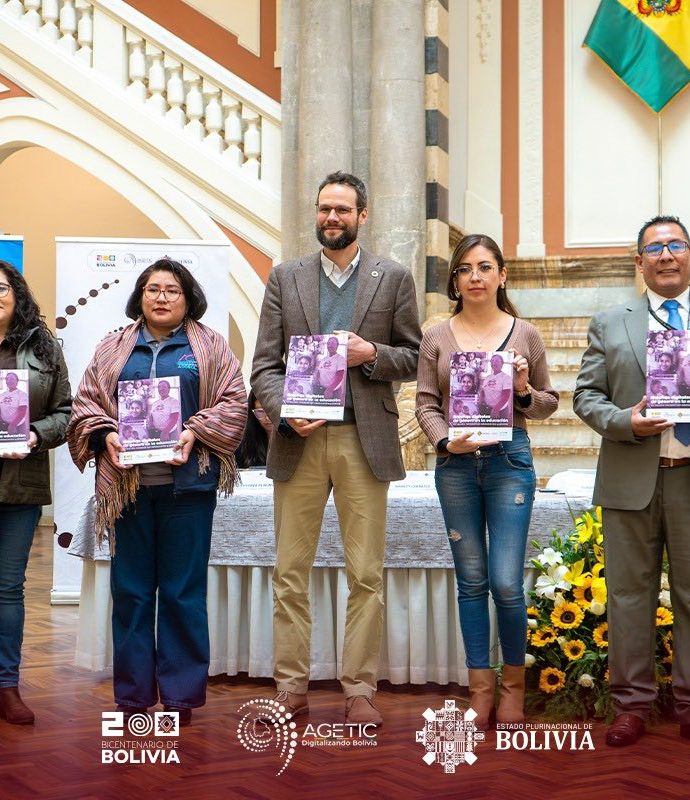 AGETIC y UNICEF presentan un estudio sobre brechas digitales de género en la educación en Bolivia