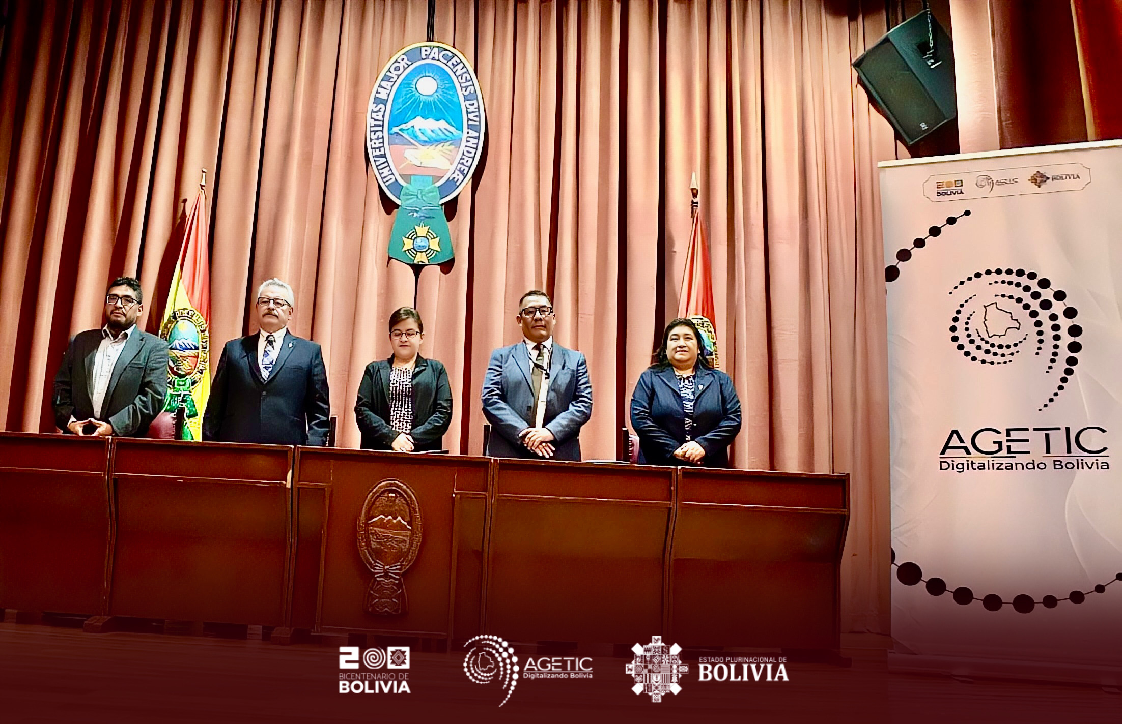 AGETIC y la UMSA impulsan talleres de capacitación tecnológica para estudiantes universitarios